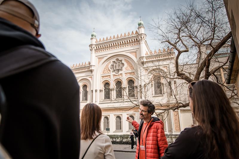 Prague Old Town and Jewish Ghetto in Brief  - preview image